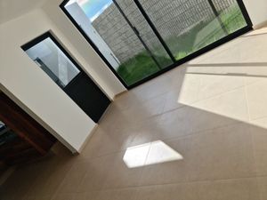 Se Vende Casa en Cañadas del Arroyo,  4ta Recamara en PB, Jardín, DOBLE ALTURA !