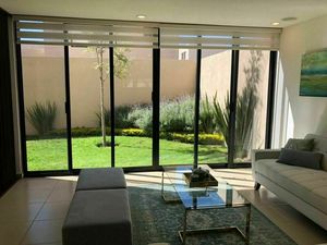 En Venta Casa en Cumbres del Lago Duplex de 139 m2, Gran Jardín, 3 Recamaras