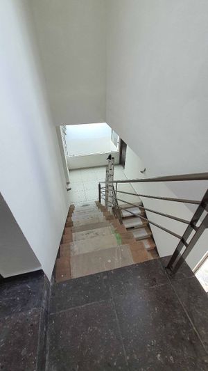 Casa en Venta en Colinas de Juriquilla, 4ta Recamara en PB, Roof Garden, Sala TV