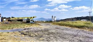 Se Vende Terreno para GASOLINERA en Corregidora. Uso de Suelo MIXTO.