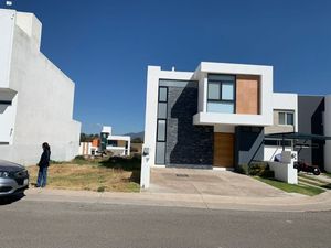 Terreno en Venta en GRAND JURIQUILLA, 198 m2, PLANO, de OPORTUNIDAD!