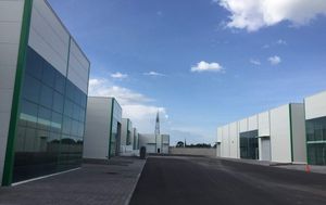 Se Renta Bodega Industrial de 950 m2, Parque TLC en El Marques, Varias Medidas..