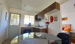 Se Vende Departamento en Real Solare, 2 Recamaras, Estancia Amplia, Oportunidad.