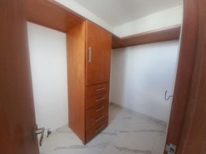 Casa en Venta en MILENIO III, Roof Garden, 3 Estacionamientos, 3 Recamaras, Lujo