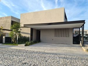 En Lomas del Campanario Norte, Residencia de Autor, Luxury y Premium