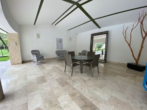 En Venta Hermoso Departamento en Cumbres del Lago, 3 Recamaras, 2 Baños, Alberca