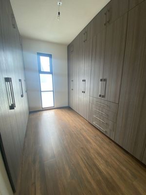 Hermosa Residencia en Cumbres del Lago, Terreno 347 m2, 3 Niveles, de Autor !