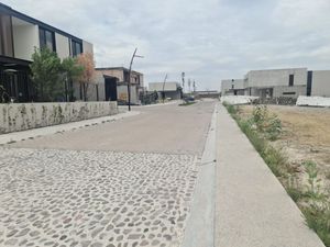 Se Vende Terreno en Lomas del Campanario de 287.78 m2 de OPORTUNIDAD !!