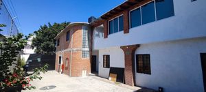 Se Vende Bodega  en Corregidora, 3 Oficinas, Nave con Mezanine, Patio Maniobras