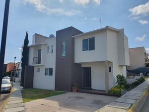 Se Vende Casa en Monte Blanco, 3 Recamaras, Terreno de 200 m2, en Esquina..