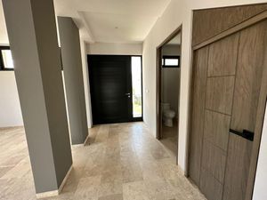 En Venta Casa en Hacienda Carlota en Esquina, Hermoso Diseño, Luxury y Premium