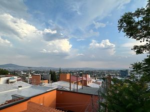 Se Vende Casa en Arboledas, T.398 m2, 6 Habitaciones, 5 Baños, 4 Estacionamiento