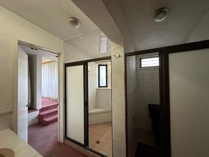 Se Vende Casa en Arboledas, T.398 m2, 6 Habitaciones, 5 Baños, 4 Estacionamiento