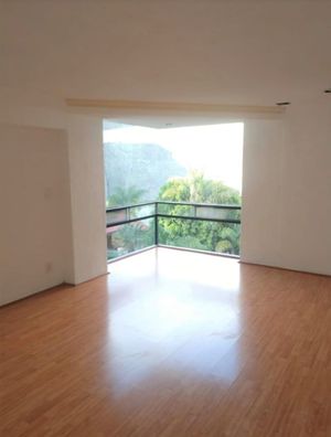 Departamento en venta en Bosque de las palmas en Bosque de Las Palmas