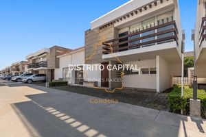 Casa en Venta a 500 metros del Parque Bicentenario, Metepec, Estado de México