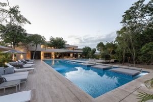 increíble y exclusiva privada- cerca del Country Club- últimos 3 (lote 37)