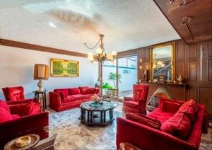 Casa en Venta en Colinas de Tarango