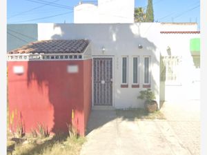 Casa en Venta en Paseo del Prado San Pedro Tlaquepaque