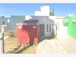 Casa en Venta en Paseo del Prado San Pedro Tlaquepaque