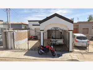 Casa en Venta en Misión del Valle Mexicali