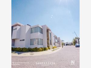 Casa en Venta en Residencial Santa Lucía León