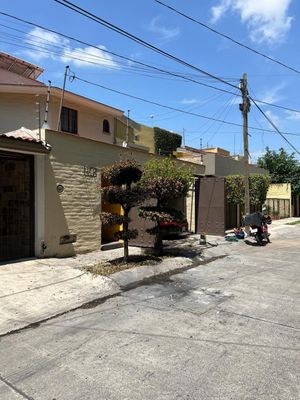 Casa en Renta en Lomas Altas Zapopan