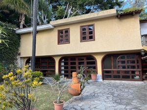 Casa en Venta en El Palomar en Tlajomulco de Zúñiga