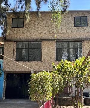 Casa en venta en Emilio Carranza San Andrés Tetepilco Iztapalapa