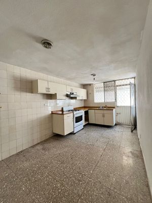 CASA EN RENTA EN ENSUEÑO