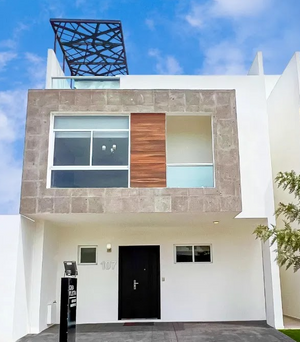 CASA EN VENTA EN PASEO SAN JUNIPERO