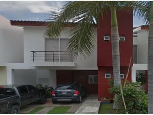 Casa en Venta en Residencial Fluvial Vallarta Puerto Vallarta