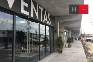 Locales Comerciales en Venta en Cumbres 4to Sector en Monterrey