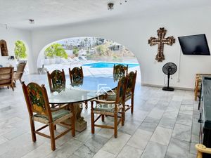 Casa venta MARINA BRISAS - Espaciosa vistas a la bahía / Spacious with bay views