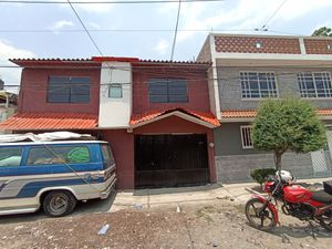 Casa en venta en Col. Nueva San Isidro, Chalco, Estado de México.