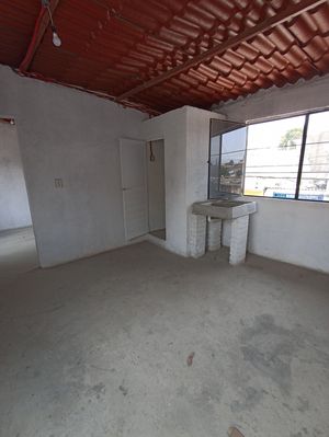 Casa en venta en Col. Nueva San Isidro, Chalco, Estado de México.