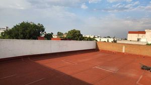 Hermoso departamento con balcones  venta Portales