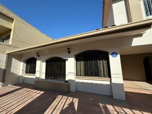 Casa en renta ubicada en Las Palmas