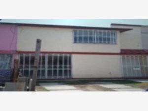 Casa en Venta en Ciudad Galaxia los Reyes Chicoloapan