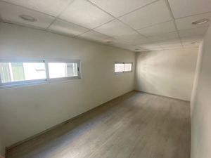 Renta Oficina 142m2, Sinaloa, Roma- ACONDICIONADA