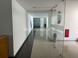 Renta oficina, 340m2, Cuauhtémoc, a una cuadra de Reforma.