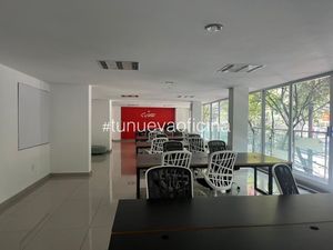 Renta oficina, 340m2, Cuauhtémoc, a una cuadra de Reforma.