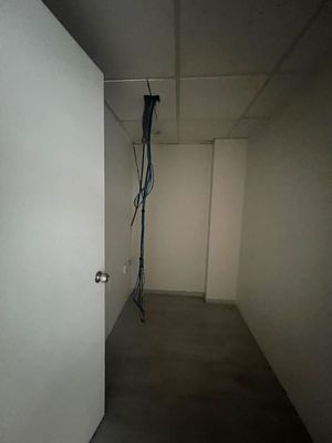 Renta Oficina 142m2, Sinaloa, Roma Norte- ACONDICIONADA