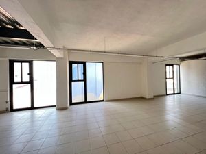 Renta Oficina 202m2, Vallejo, Azcapotzalco- ACONDICIONADA