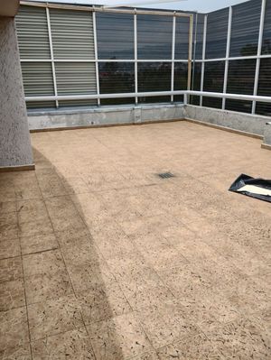 Renta oficina 125 m² acondicionada Insurgentes Sur Tlalpan piso completo terraza