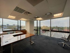 Renta Oficina de 600 m2 dentro de Torre Corporativa en Insurgentes Sur