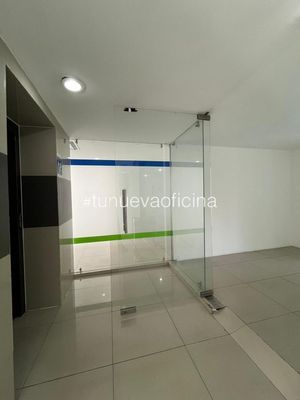 Renta oficina 170m2 - Cuauhtémoc- A una cuadra de Reforma.