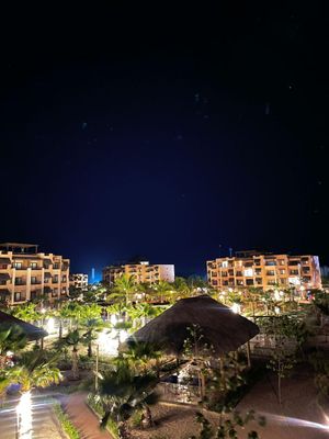 Departamento en planta baja y frente a la alberca en Punta Paraíso