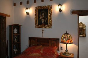 CASA ANTIGUA DEL SIGLO XVII FINAMENTE REMODELADA EN EL CENTRO DE PATZCUARO