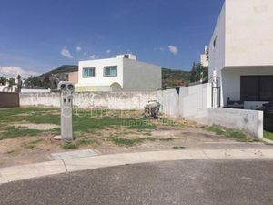 Terreno en Venta en Sonterra, dentro de privada con amenidades