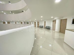 Consultorio en venta en Juriquilla, Nuevo, en Hospital Moscati, piso 13